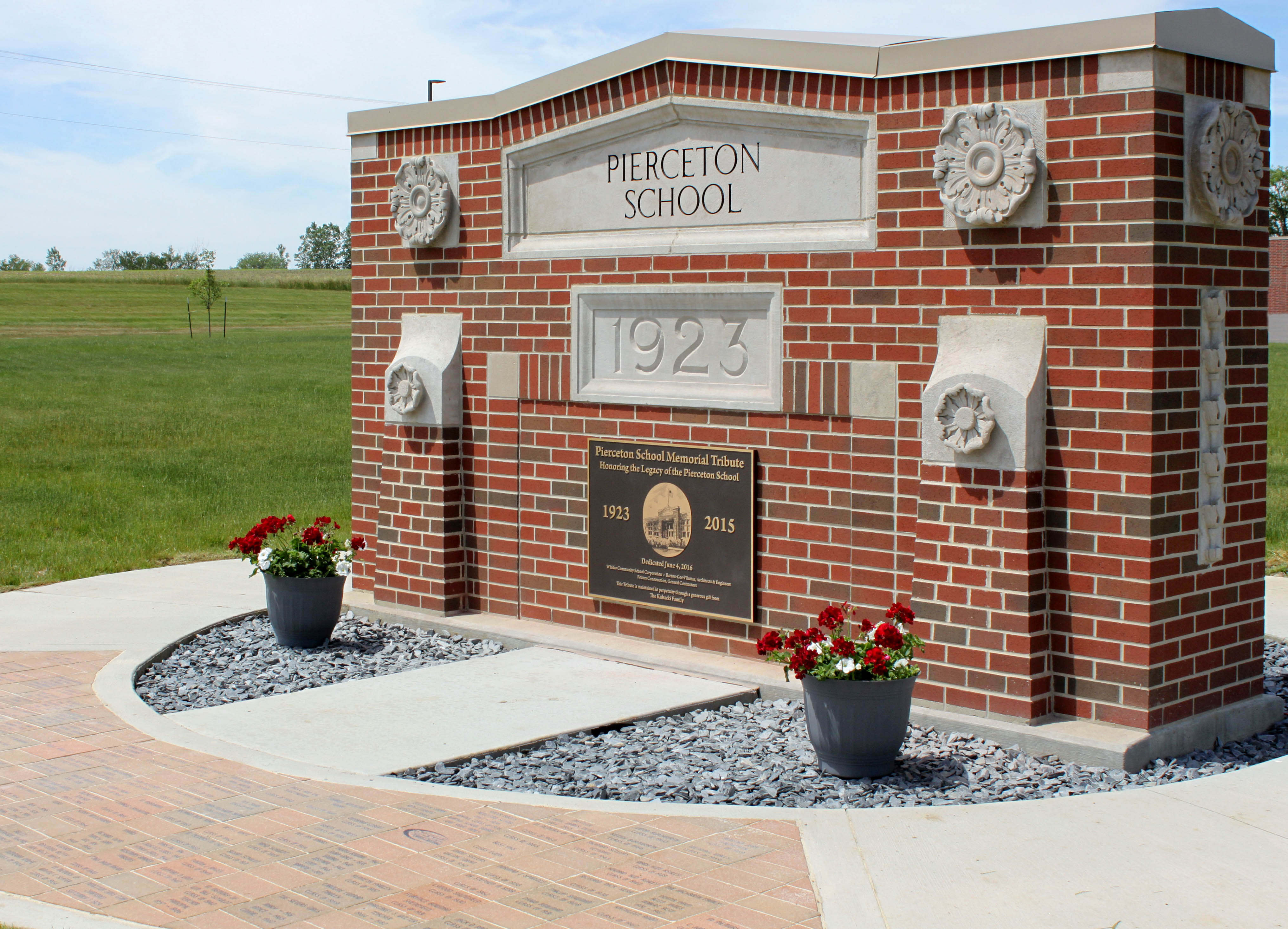 Memorial to use Memorial to use